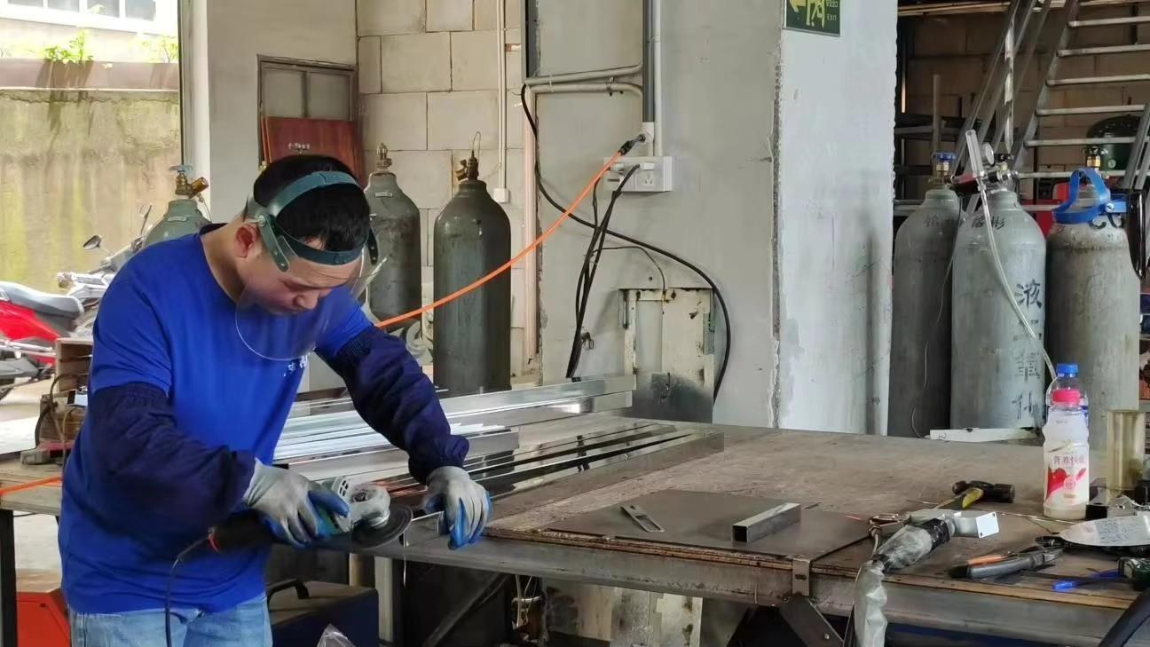 Polishing